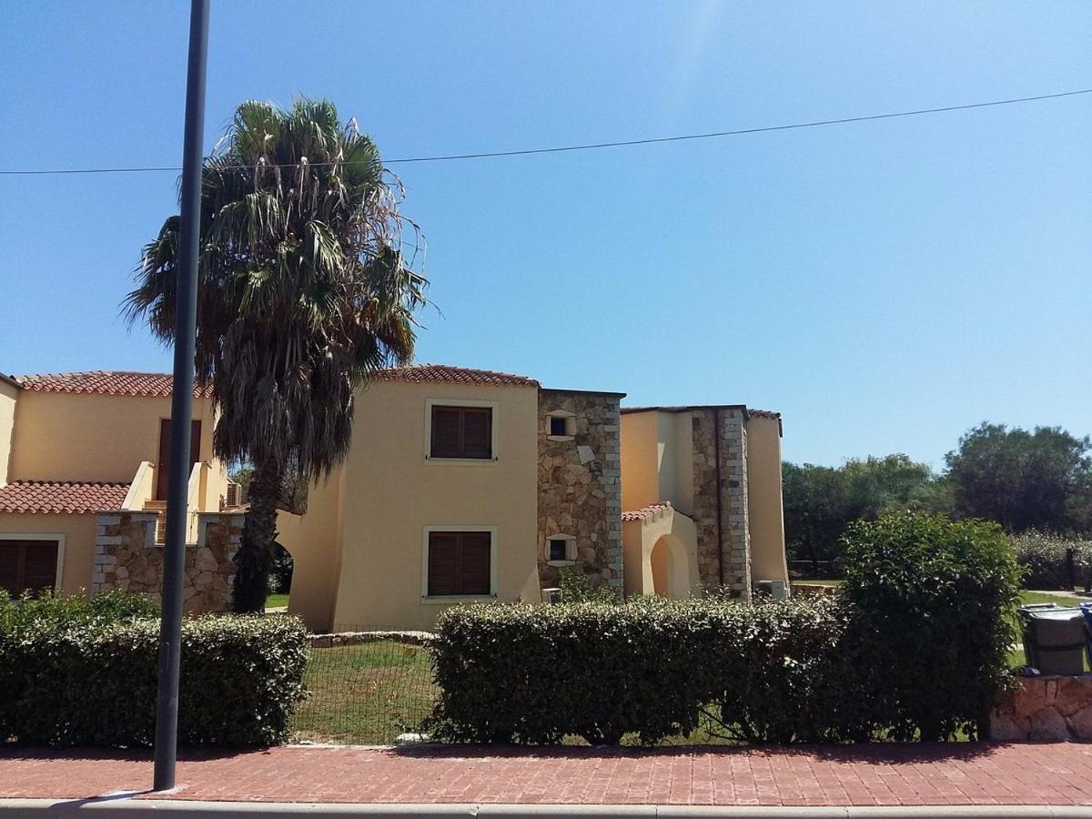 Apartamento Le Residenze Sul Mare B6 Porto Ottiolu Exterior foto